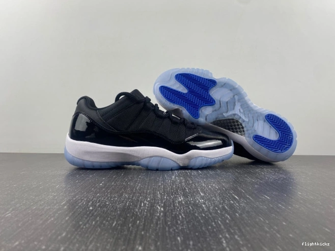 Jordan FV5104-004 Low 11 Air Jam Space 0808